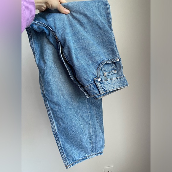 H&M hm Ultra High Waist Ankle Length Mom Jeans Light denim blue Loose size 6 New - Picture 2 of 9